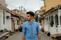 young adult man pakistani man arab man handsome 2021 08 30 07 44 11 utc - Curso de adiestramiento online para cachorros